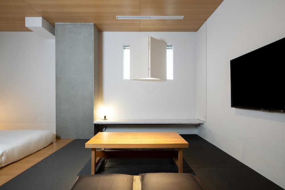 Selected Image 1